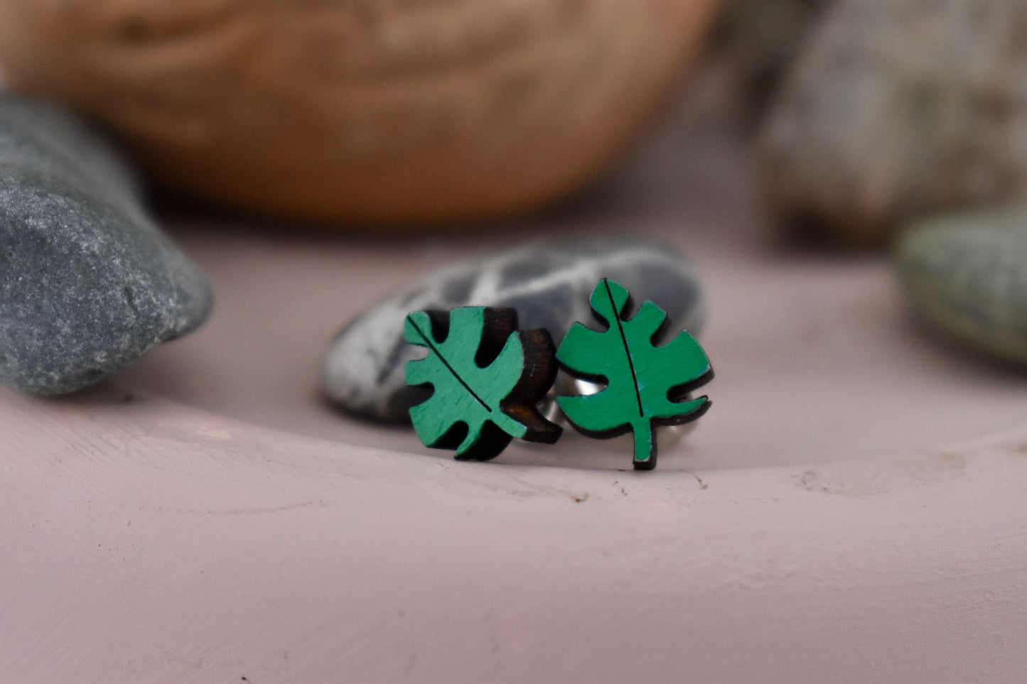 Split Leaf Studs